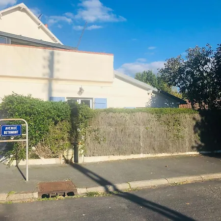 Retour De アパート